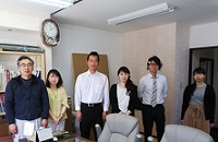社員